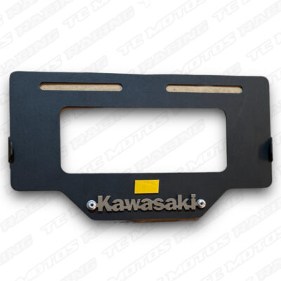 Porta placa acero negro Kawasaki 3D plateado